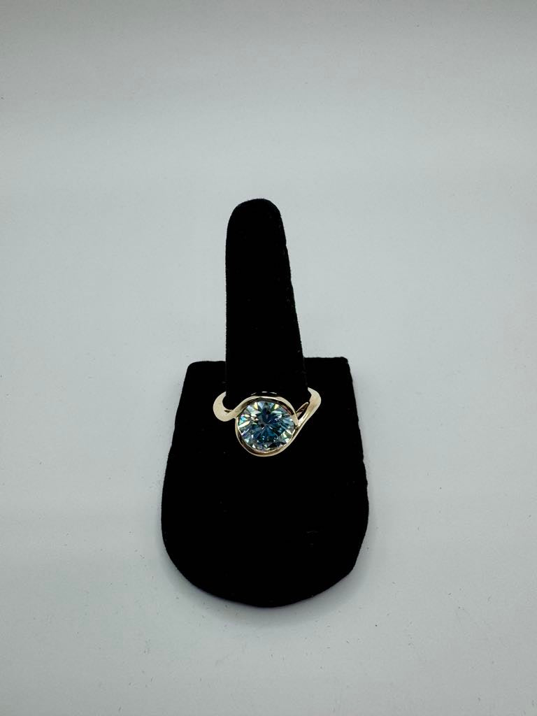 Faythe custom: 3.01 carat blue round lab diamond 10k yellow gold bypass ring