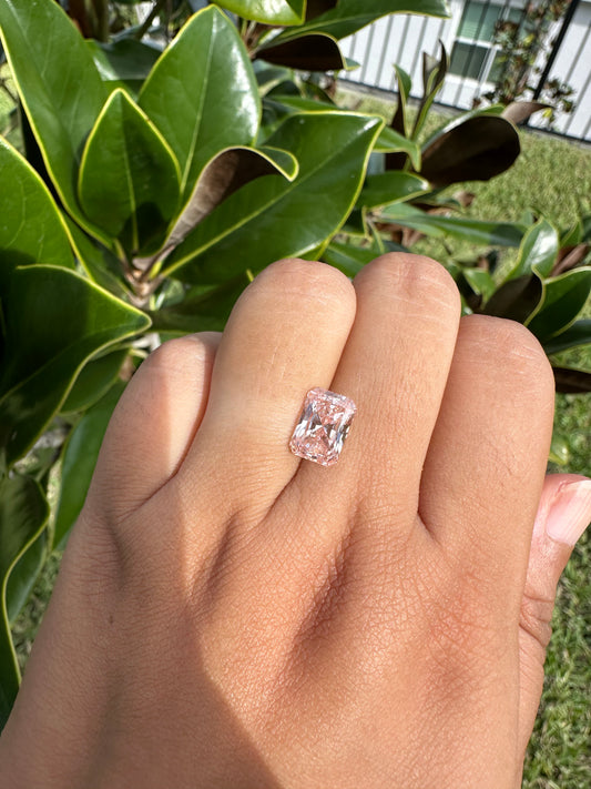 3.09ct radiant fancy Vivid Pink VS1 loose lab diamond